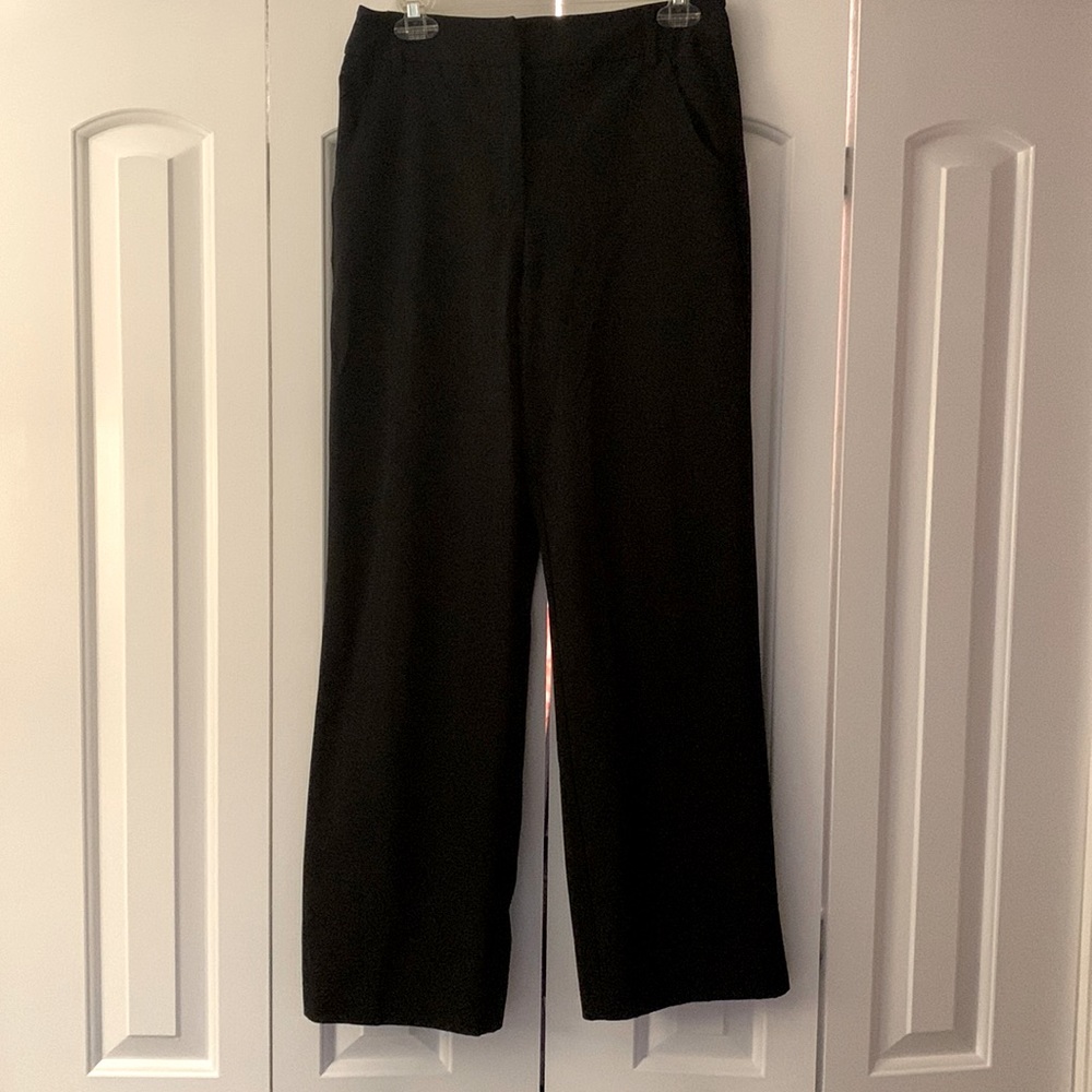 Black dress pant, higher waisted